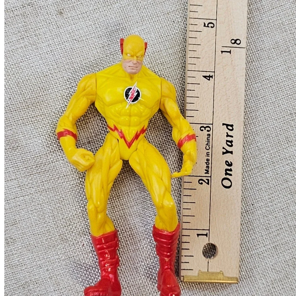 DC Direct Reverse Flash Figure Unisex 5